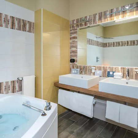 Hotel Park & 3*