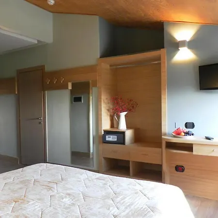 Ovindoli Park Hotel & Spa 3* Ovindoli