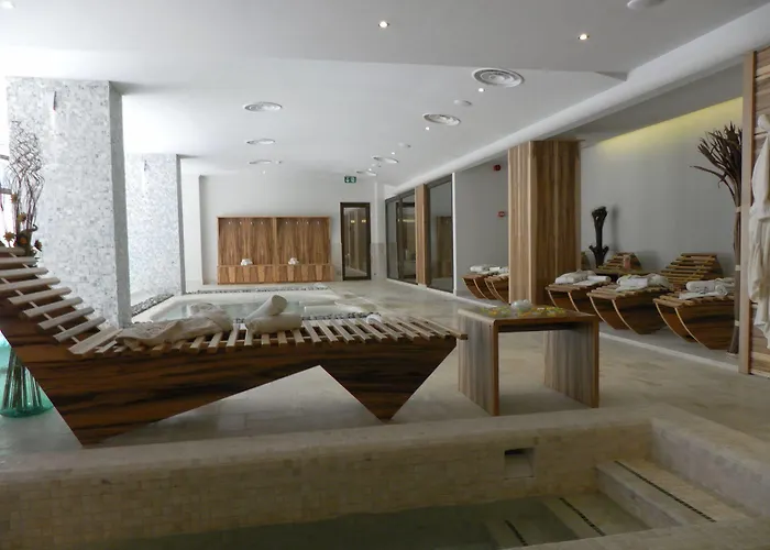 Ovindoli Park Hotel & Spa Hotel 3*